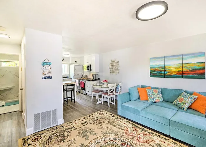 Cozy Monterey Apartment - Walk To Wharf & Dtwn!
