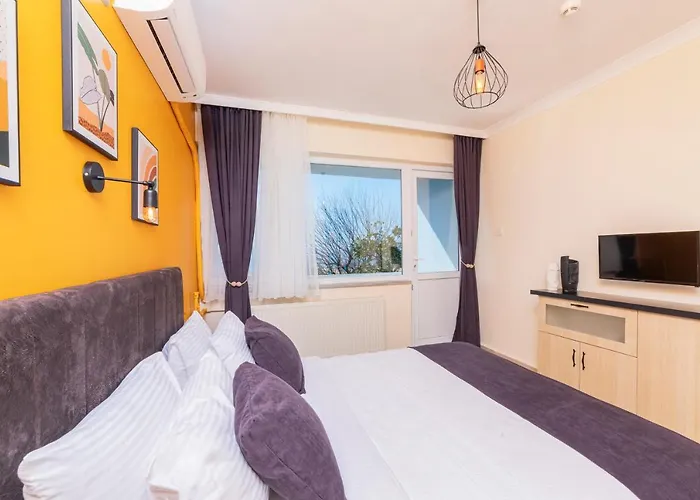 Kıraz Beach Otel