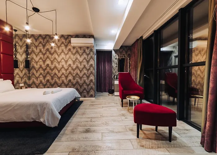 Urbanista Hotel & Bar
