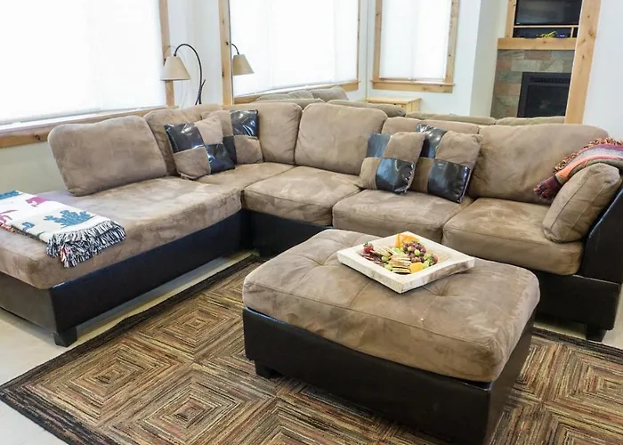 2Br 2Ba- Overwhelming Charm, Overlooking The Village