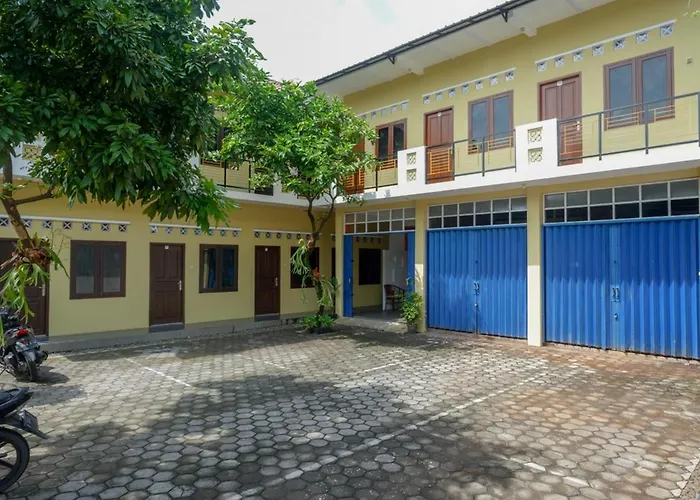 Reddoorz Syariah Near Exit Tol Krapyak Semarang