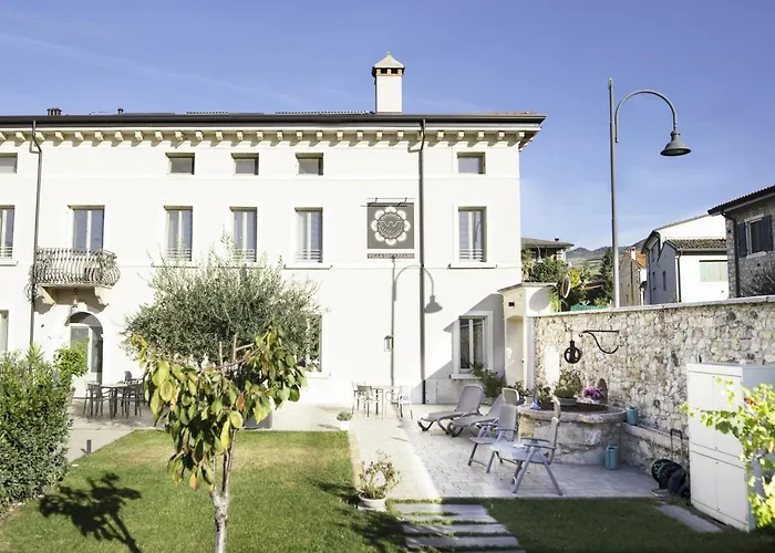 Villa di Cazzano - BioLuxury Living Soave 