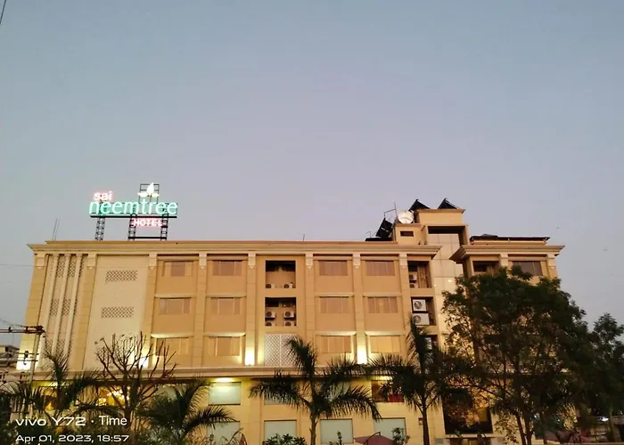 Sai Neem Tree Hotel