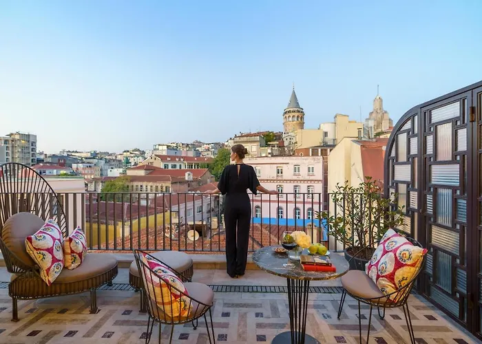 Istanbul Hotels With Amazing Views