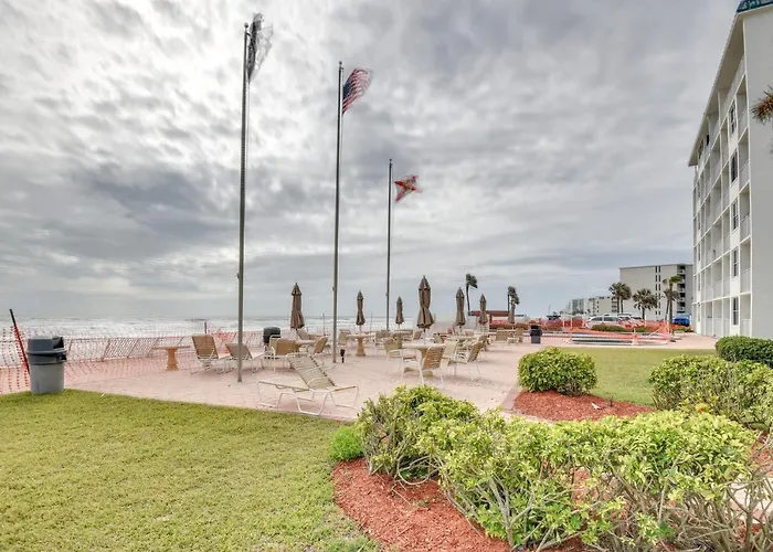 Daytona Beach Studio W/ Private Lanai 1 Mi To Pier