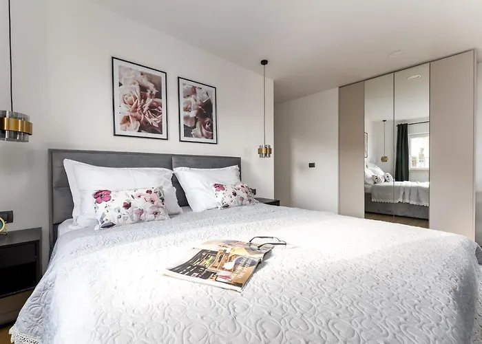 Cosmopolitan Apartments