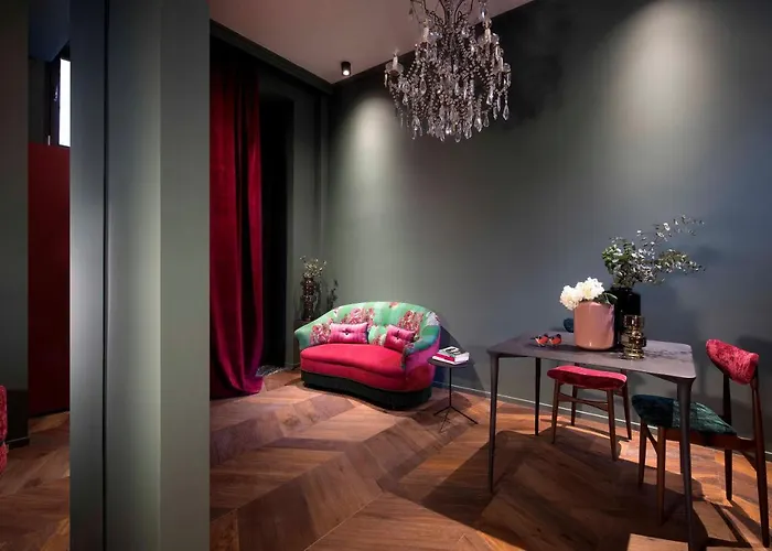 Agora' - Boutique Stays