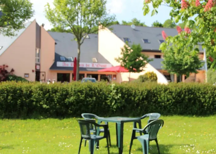 Au Relais De L'Oust