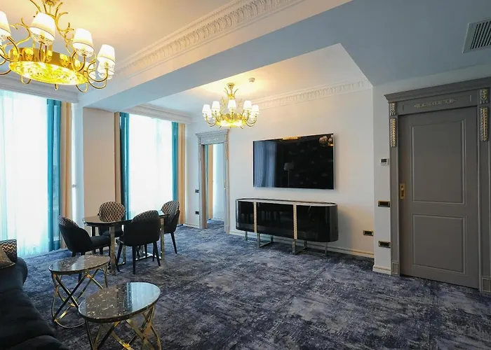 W Regal Boutique Hotel&Spa