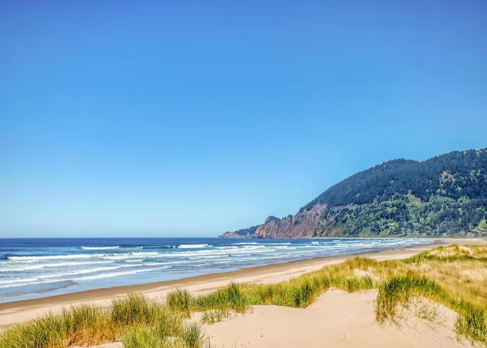Cute Manzanita Beach House Mca 749 - Meredith Lodging