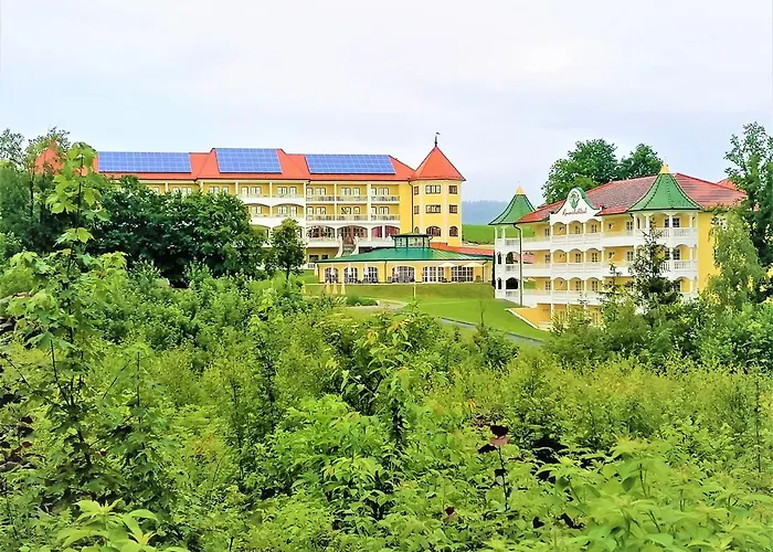 Wellnesshotel Parkschloessl Zu Thyrnau Ihr Adults Only Spa Resort