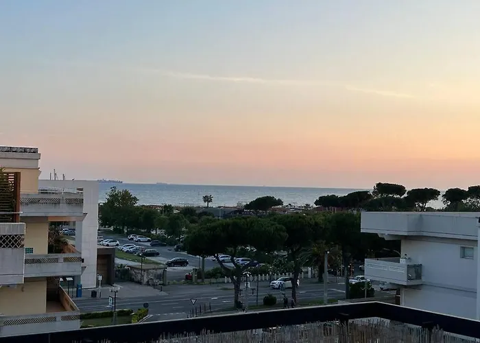 -Penthouse con Terrazza Panoramica -Free Parking-