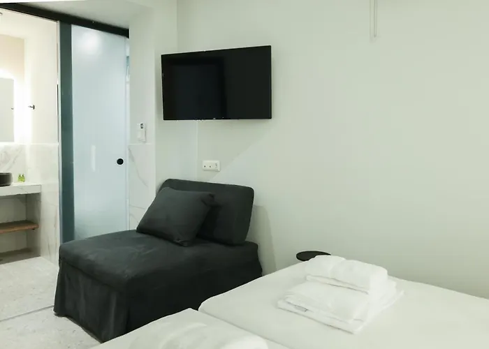 Uphill Unique Boutique Suites