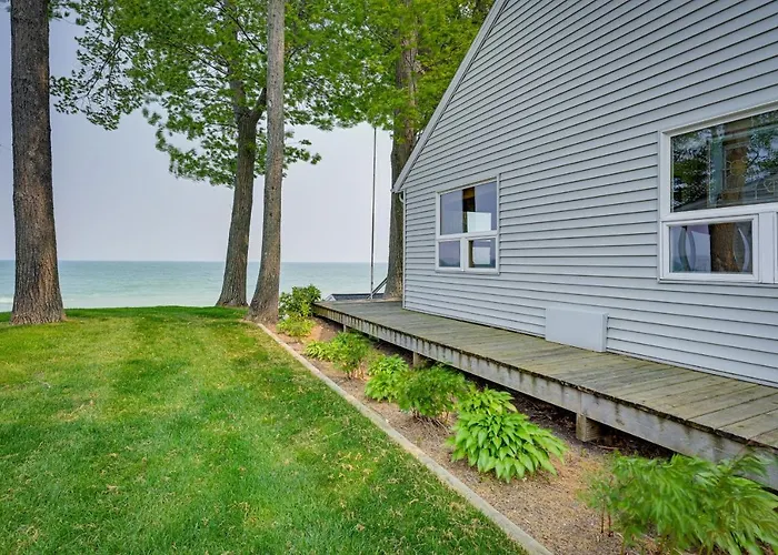 'Summer Place' A Vibrant Rental On Lake Huron