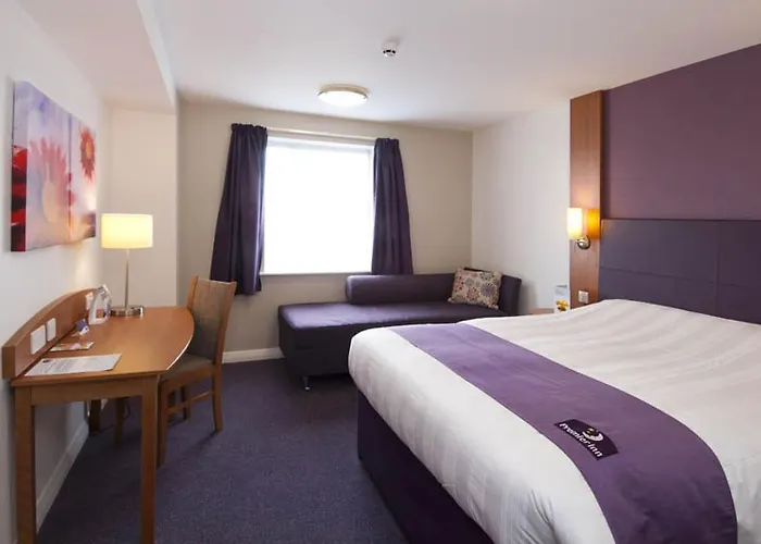 Premier Inn Glenrothes