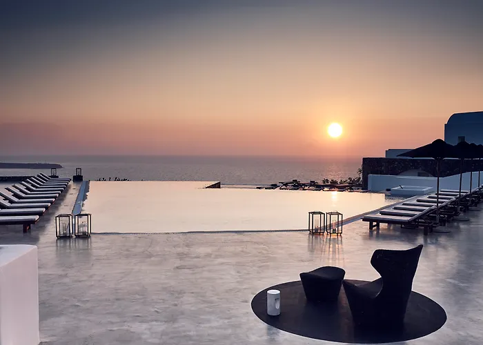 Santo Pure Oia Suites & Villas