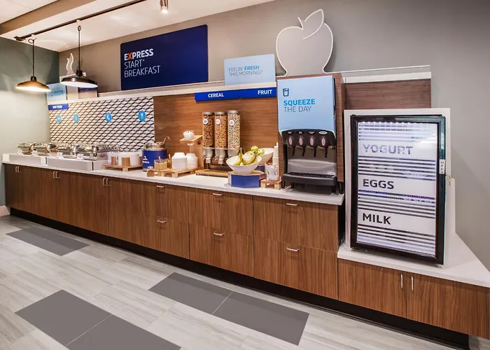 Holiday Inn Express - Williamsburg Busch Gardens Area By Ihg