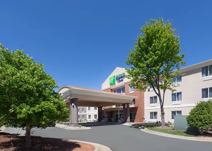 Holiday Inn Express Hotel & Suites Mebane By Ihg
