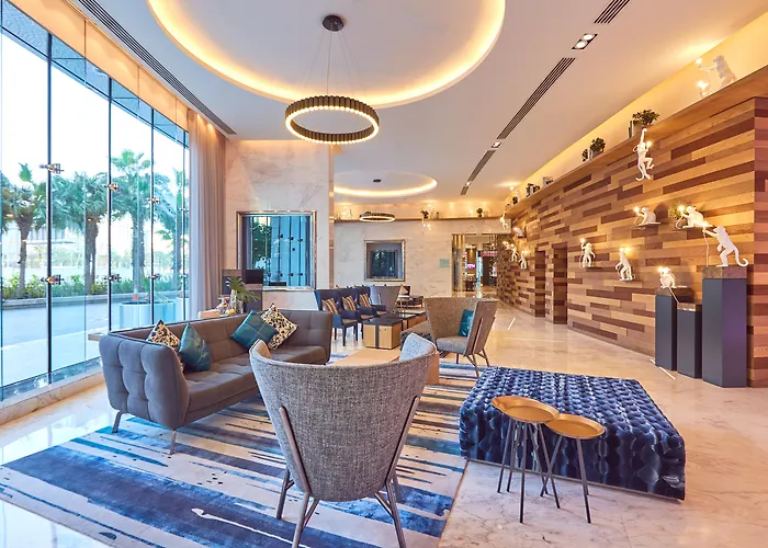 Media One Hotel Dubai, Worldhotels Crafted