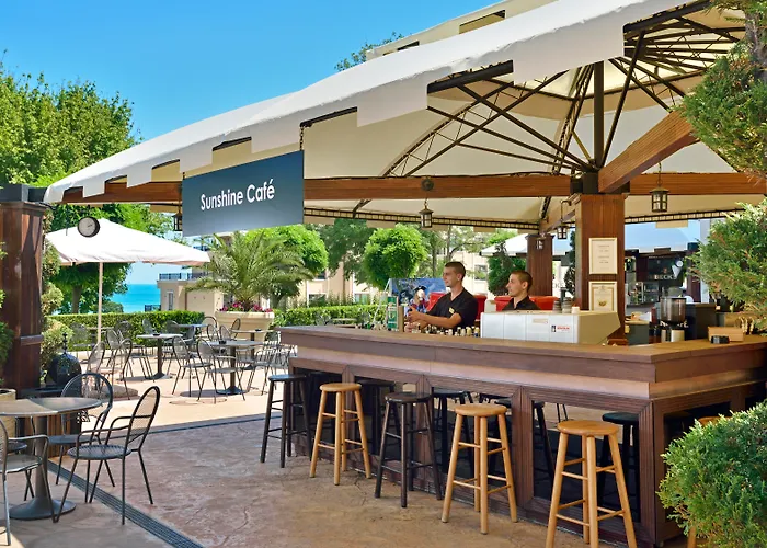 Marina Grand Beach Hotel Goudstrand