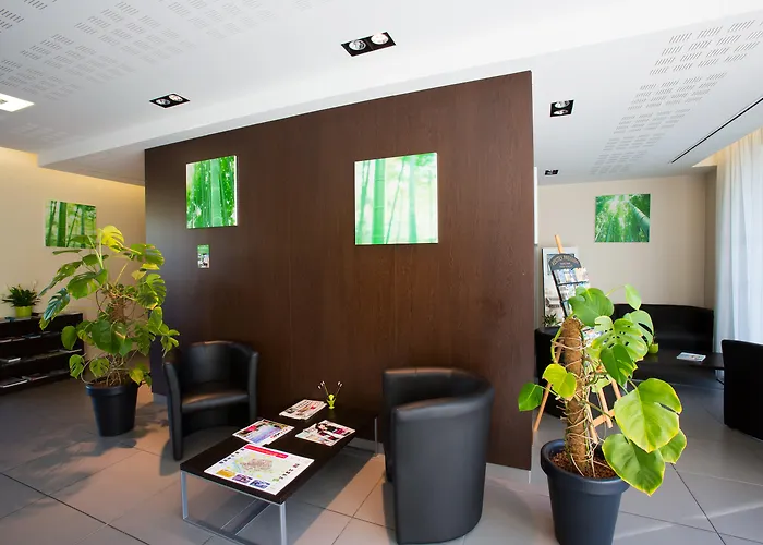 All Suites Appart Hotel - Pau - Zenith
