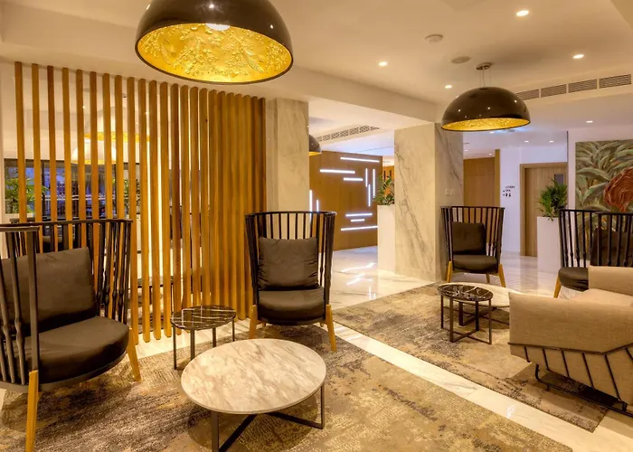 The Blue Ivy Hotel & Suites (Adults Only)