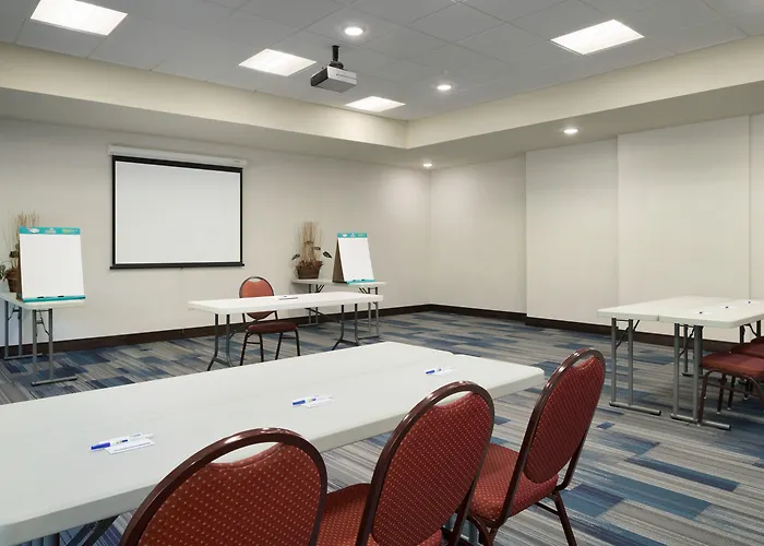 Holiday Inn Express & Suites Knoxville-Clinton By Ihg