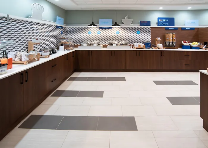 Holiday Inn Express & Suites - North Battleford By Ihg