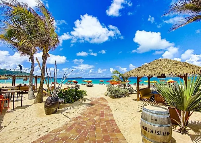 Hello Summer Large Studio On Orient Bay Beach