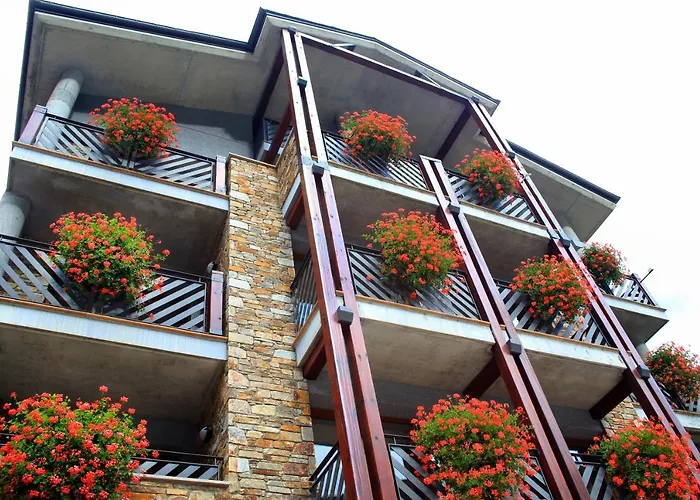 Vista Arinsal Apartments