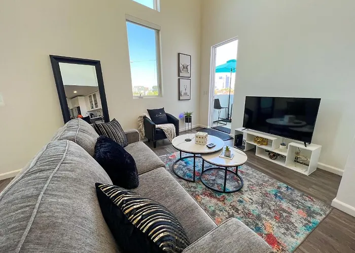 Luxury La Penthouse Prime Location Min From Hollywood And Downtown