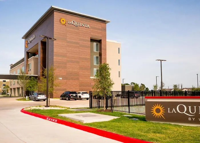 La Quinta Inn & Suites By Wyndham Austin Parmer Tech Ridge