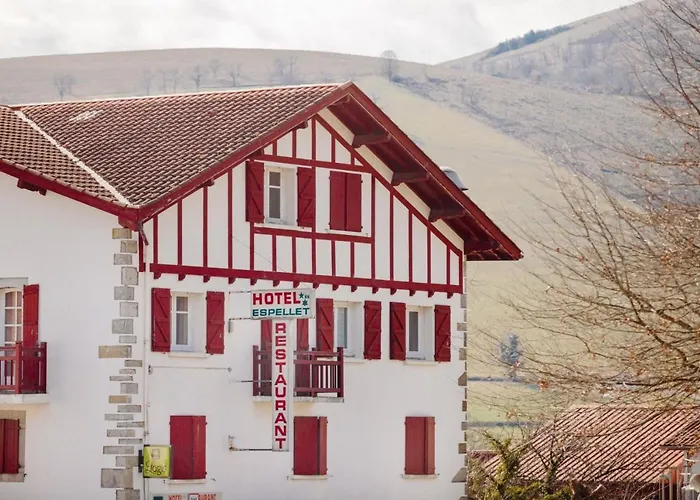Logis Hotel Restaurant Espelletenia