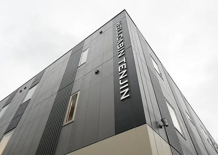 Wellcabin Tenjin - Male Only