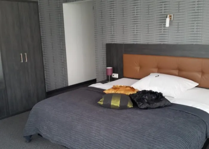 Appart-Hotel, Einsteinstrasse