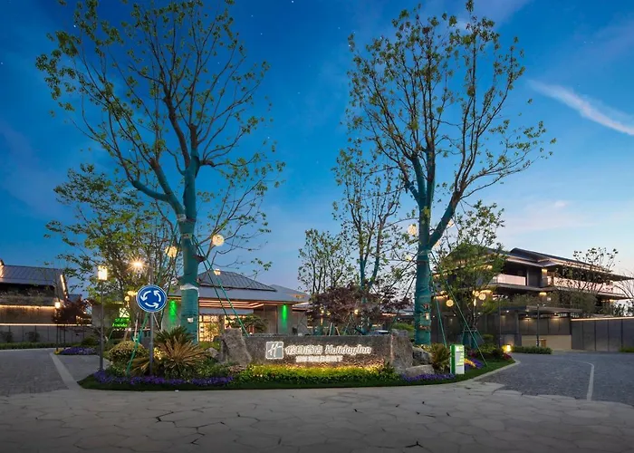 Holiday Inn Deqing Xinshi Ancient Town By Ihg