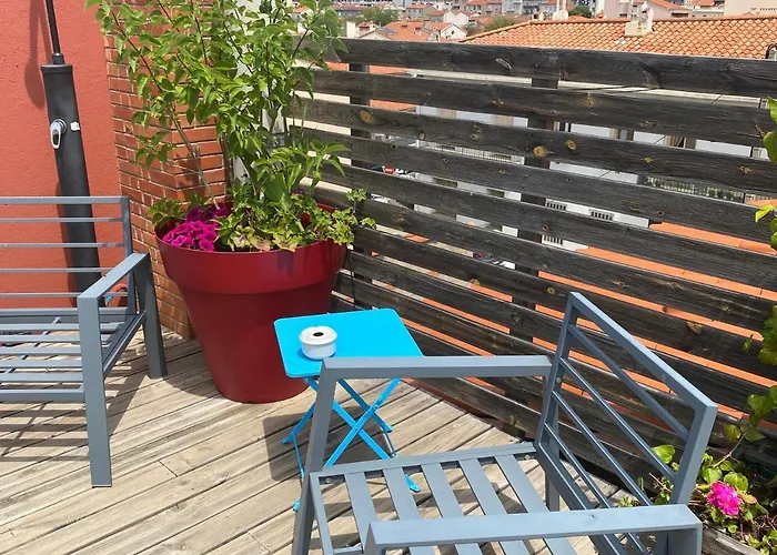 Le Patio Pere Pigne Guestroom
