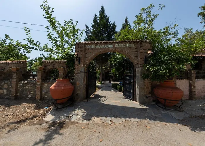 Antique Manastir Boutique Hotel
