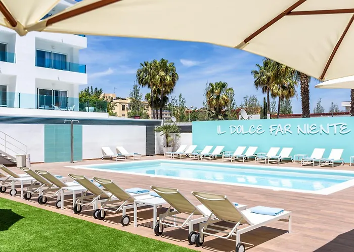 Plaza Santa Ponsa Boutique - Adults Only.