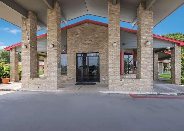 Americas Best Value Inn Lockhart
