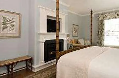 The Norwich Inn