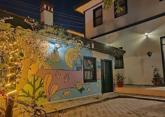 Garden Palace Boutique Hotel