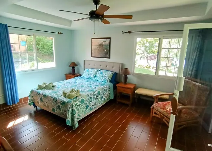 Villas at Gone Fishing Panamá Resort