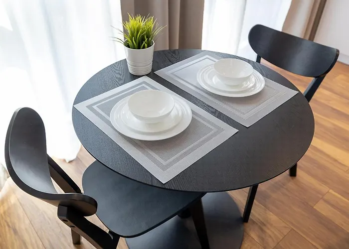 B85 Suites