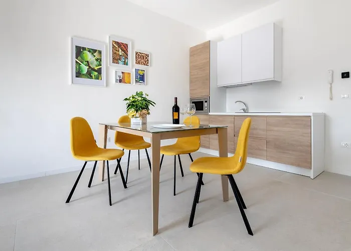 Azzurra Aparthotel