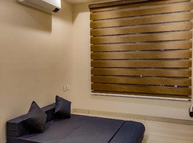 Rr Mount Elite Suites