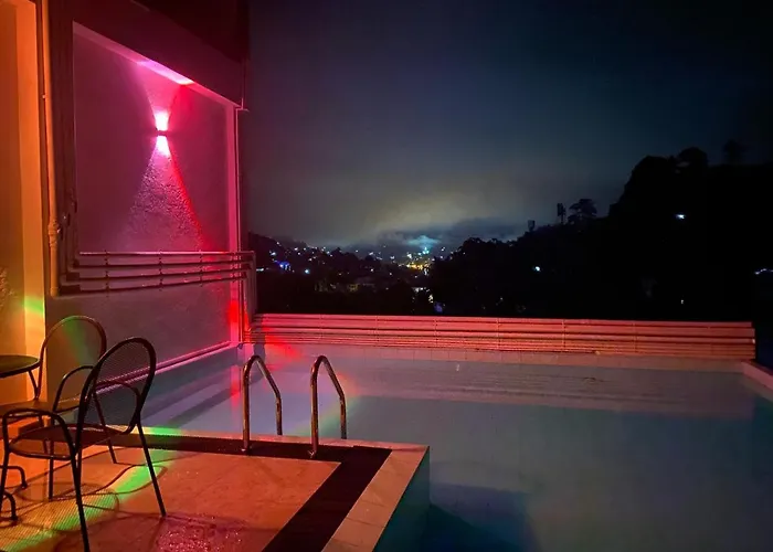Aurelia Inn