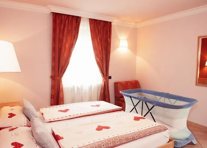 Hotel Garni Rin Da Rin