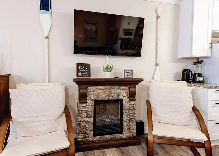 Charming Lake Lure Studio At Rumbling Bald Resort!