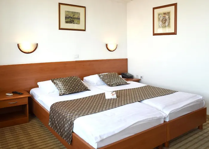 Hotel Neboder